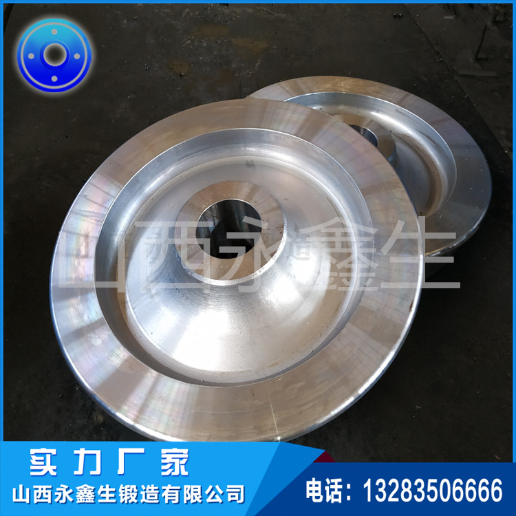 雙梁吊鉤門式起重機(jī)