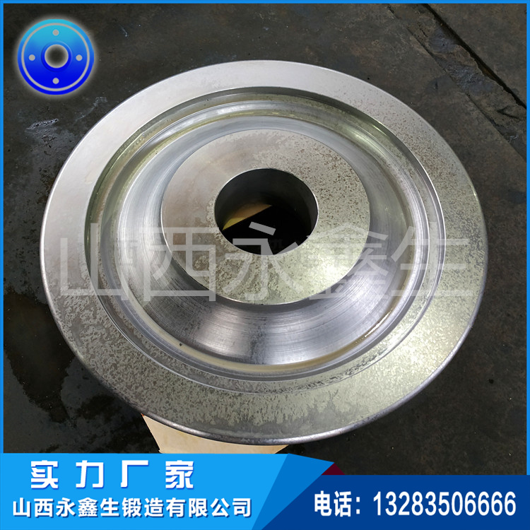 還原鈦回轉(zhuǎn)窯車輪鍛件